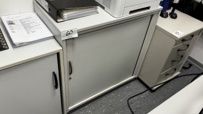 1 Aktenquerrollladenschrank